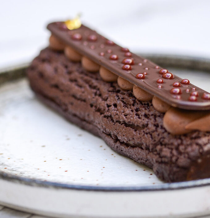 Eclair au chocolat - Théo Chereau Pâtisserie