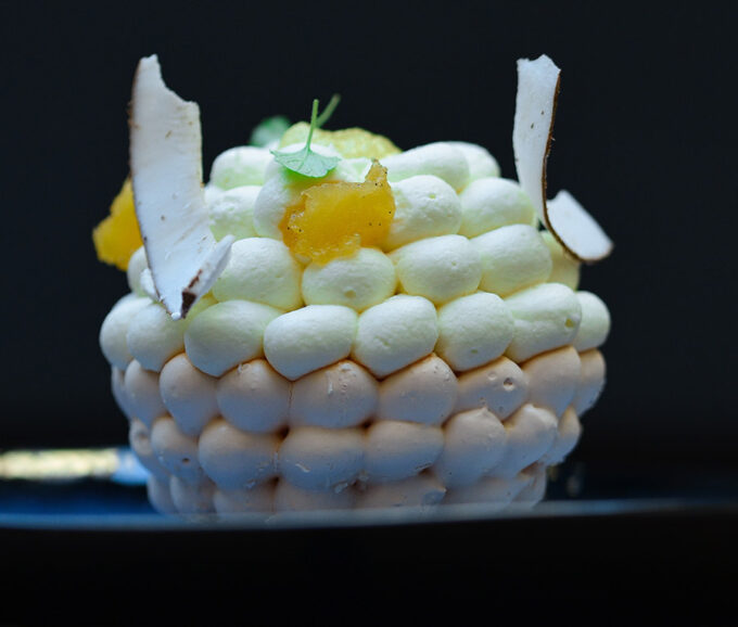 Pavlova Ananas Coco - Théo Chereau Pâtisserie